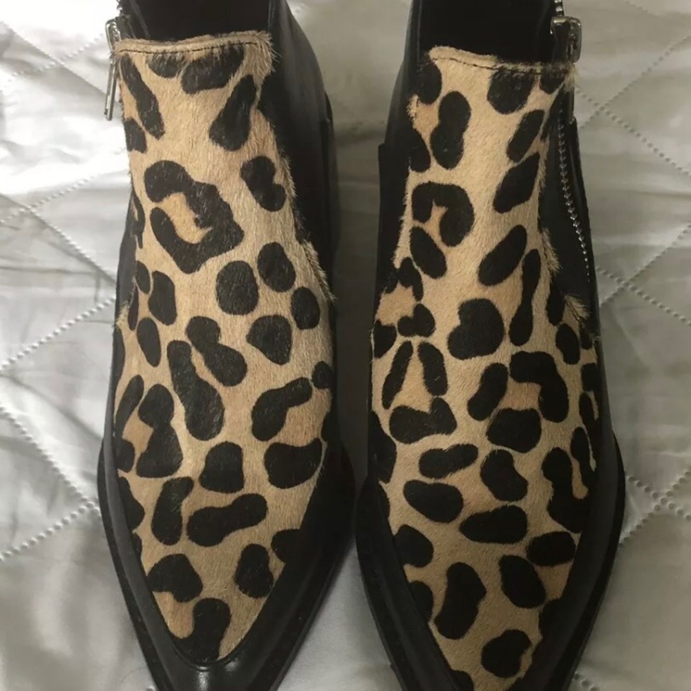 Black & Leopard, Chunky Heel Ankle Boots - Sz 6